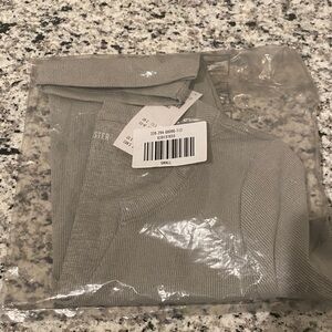 Hollister Light Gray Short Sleeve Tee